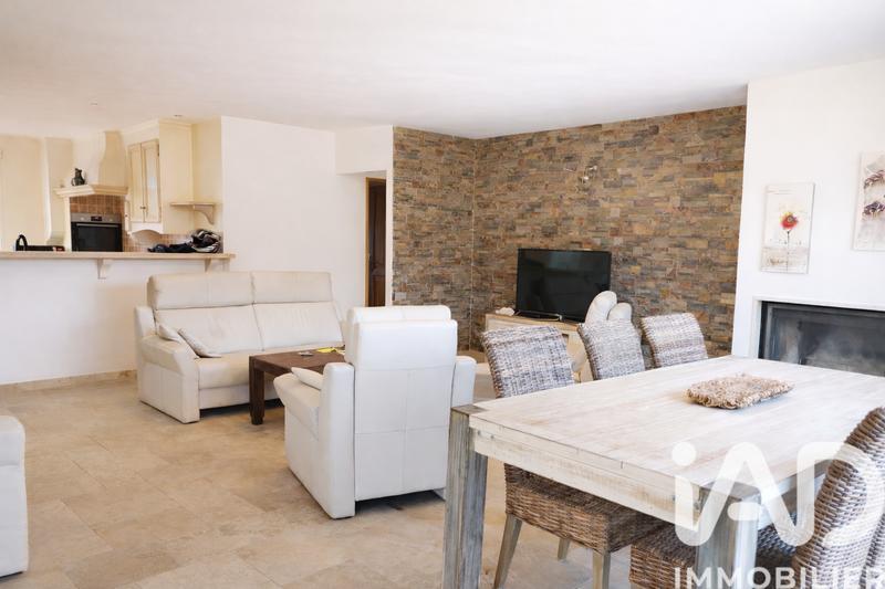 Maison - 95 m² - 3 pièces