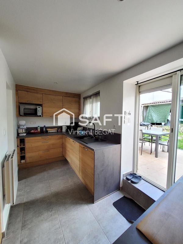 Maison - 95 m² - 6 pièces