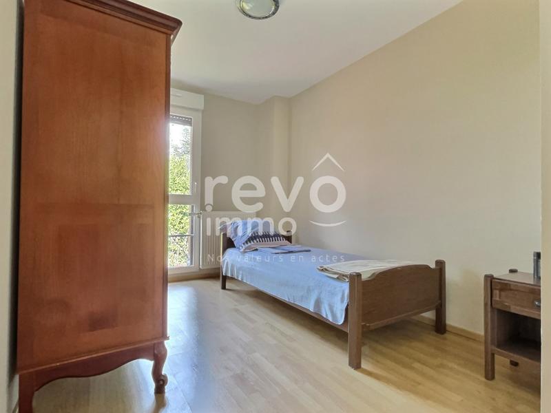 Maison - 93 m² - 5 pièces