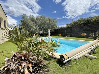 Maison - 102 m² - 4 pièces