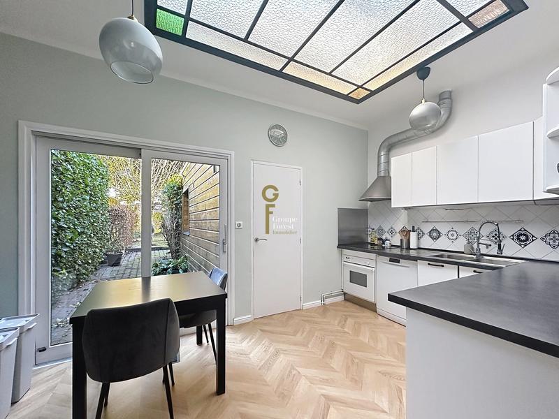 Maison - 111 m² - 6 pièces