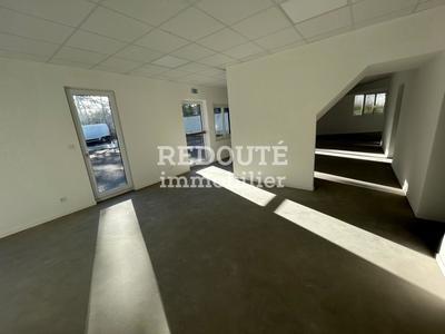Entrepôt - 1 280 m²