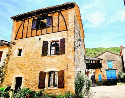 Maison de village - 184 m² - 4 pièces