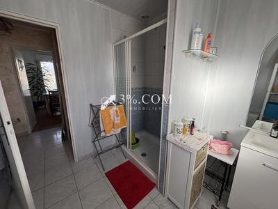 Pavillon - 90 m² - 4 pièces