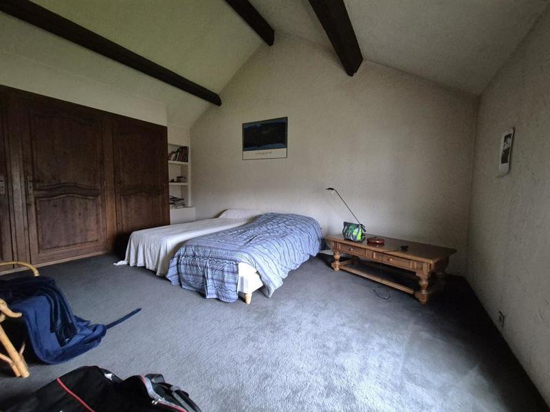 Maison - 256 m² - 8 pièces