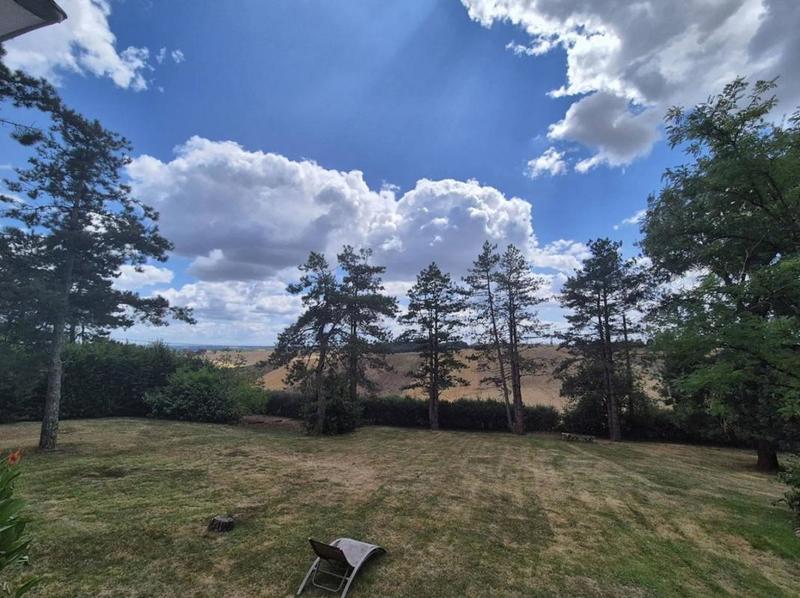 Maison - 292 m² - 7 pièces