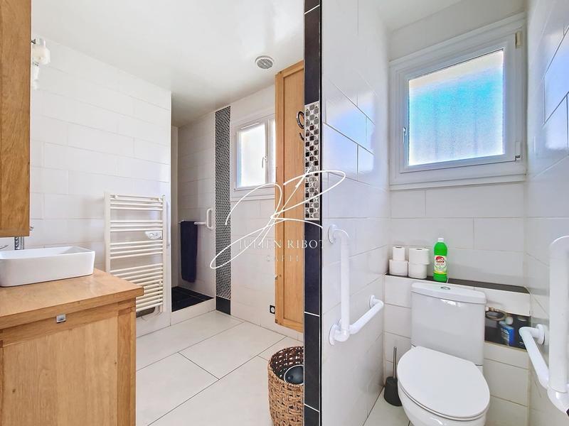 Maison - 150 m² - 5 pièces