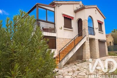 Maison - 182 m² - 7 pièces