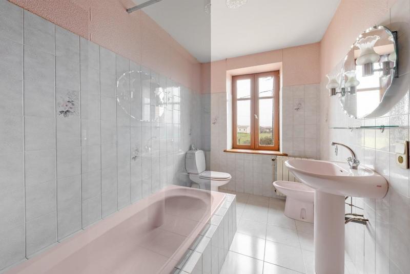 Propriété - 222 m² - 8 pièces