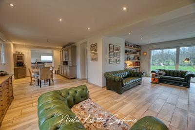 Haras - 192 m² - 5 pièces