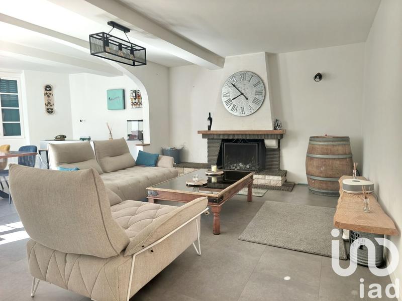 Maison - 250 m² - 7 pièces