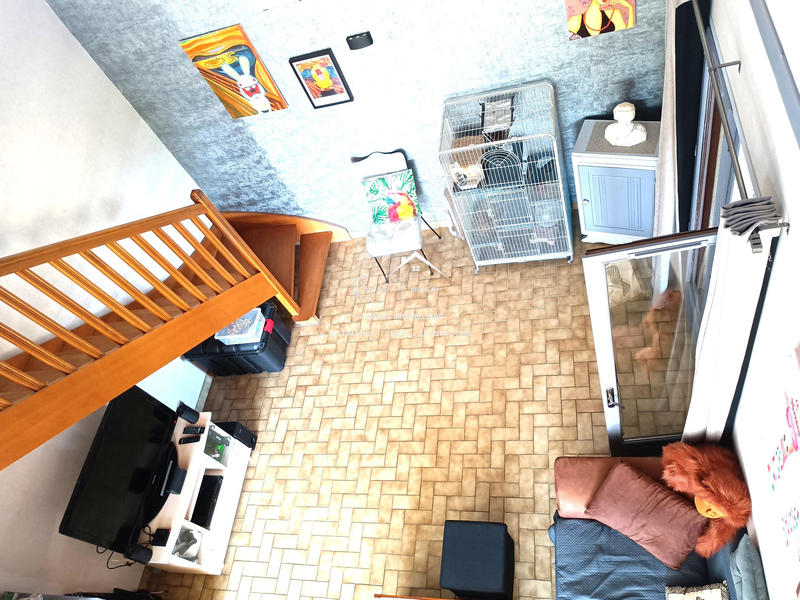 Maison traditionnelle - 244 m² - 8 pièces