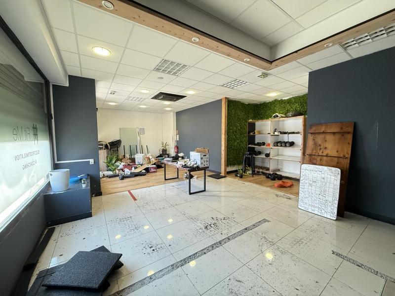 Local commercial - 51 m²
