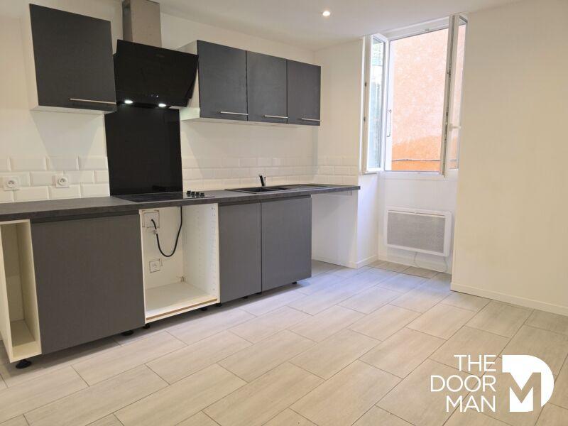 Immeuble - 130 m² - 7 pièces