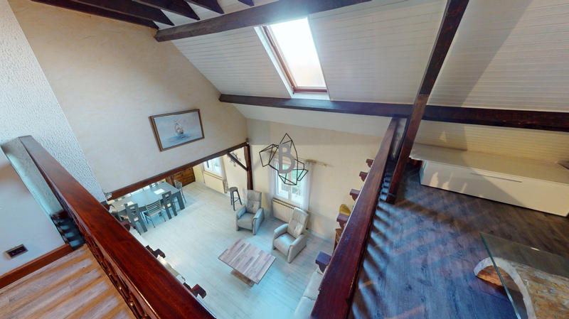 Maison - 170 m² - 7 pièces