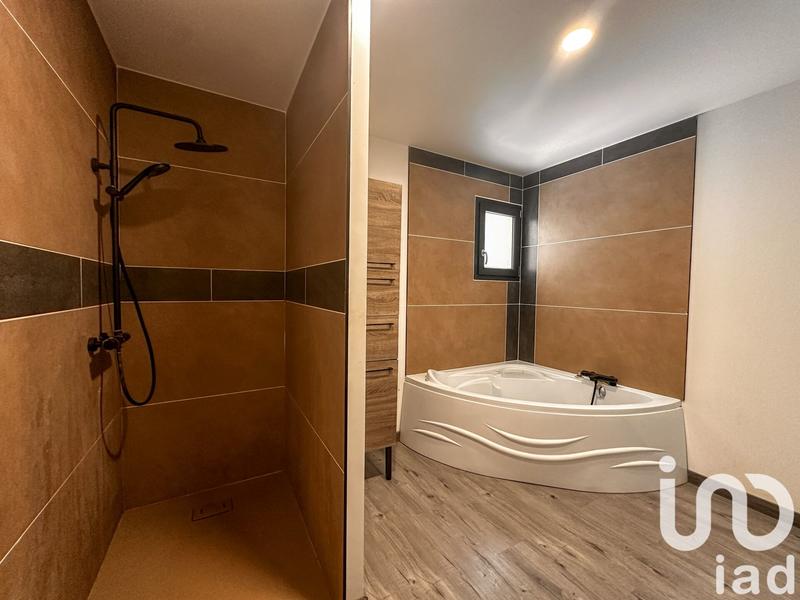 Maison - 150 m² - 7 pièces