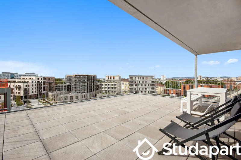 Chambre - 13 m² - 1 pièce