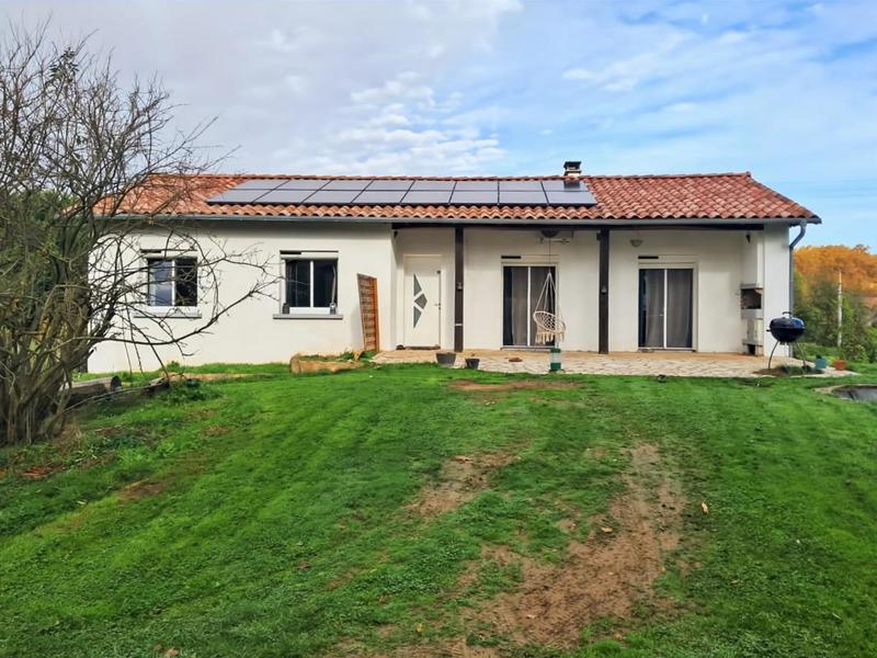 Maison - 105 m² - 4 pièces