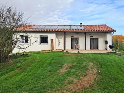 Maison - 105 m² - 4 pièces