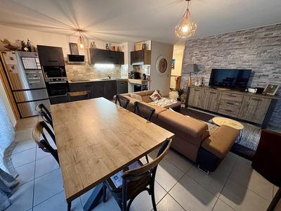 Appartement - 82 m² - 4 pièces