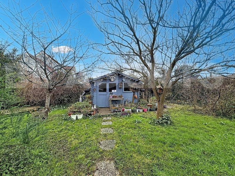 Maison - 190 m² - 8 pièces