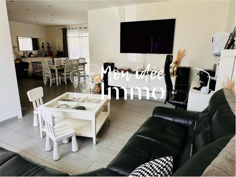 Maison - 95 m² - 5 pièces