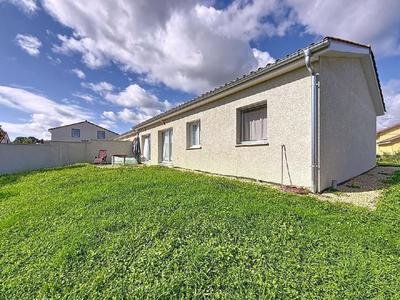 Maison - 104 m² - 4 pièces