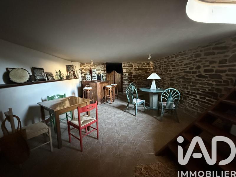 Maison - 347 m² - 7 pièces