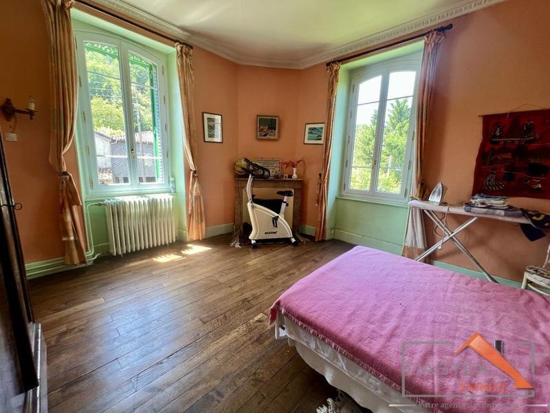 Maison bourgeoise - 224 m² - 9 pièces