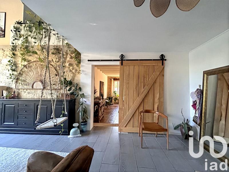 Maison - 217 m² - 6 pièces