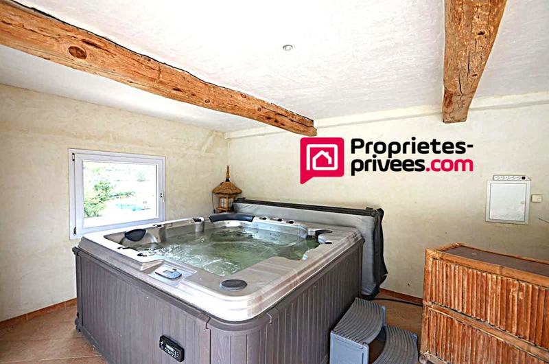 Maison - 190 m² - 7 pièces