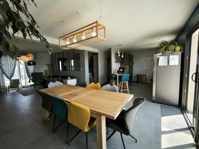 Maison - 124 m² - 6 pièces