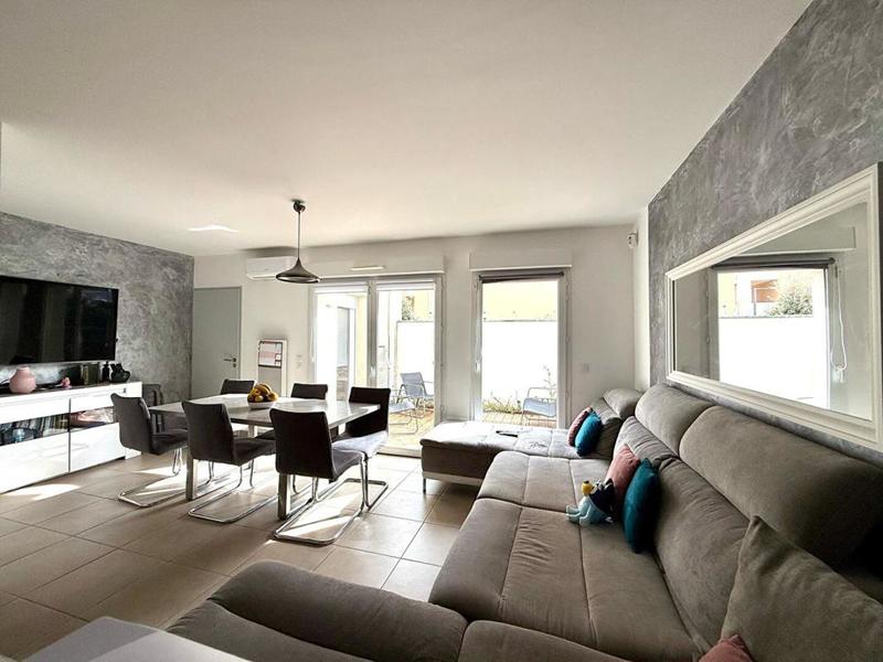 Maison - 89 m² - 5 pièces