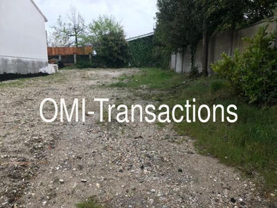 Terrain constructible - 250 m²