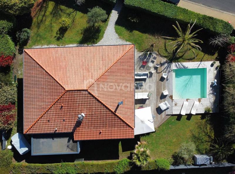 Maison - 140 m² - 5 pièces