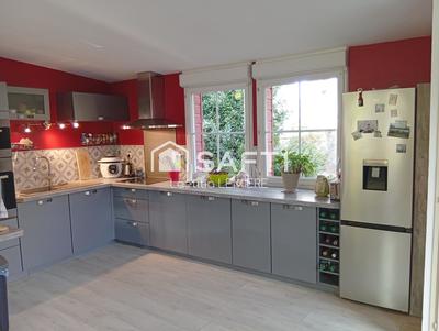 Maison - 90 m² - 4 pièces