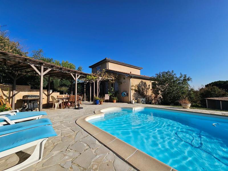 Maison - 160 m² - 6 pièces