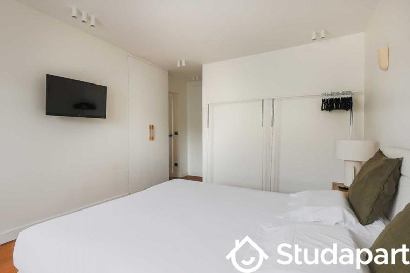 Appartement - 90 m² - 2 pièces