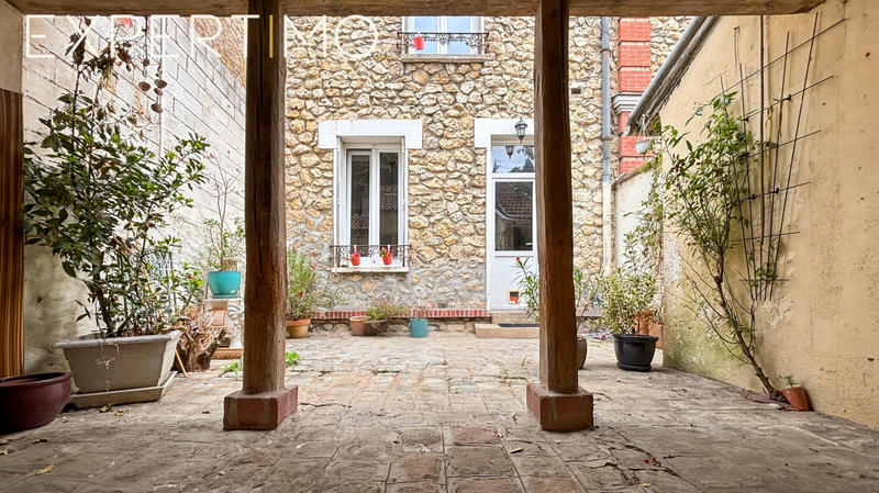 Maison - 103 m² - 5 pièces