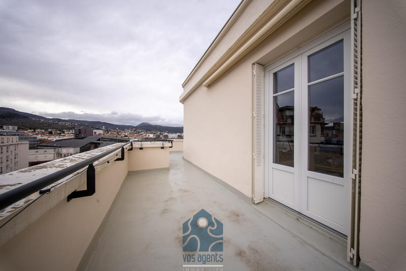 Appartement - 107 m² - 5 pièces