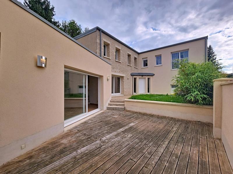 Maison - 154 m² - 5 pièces