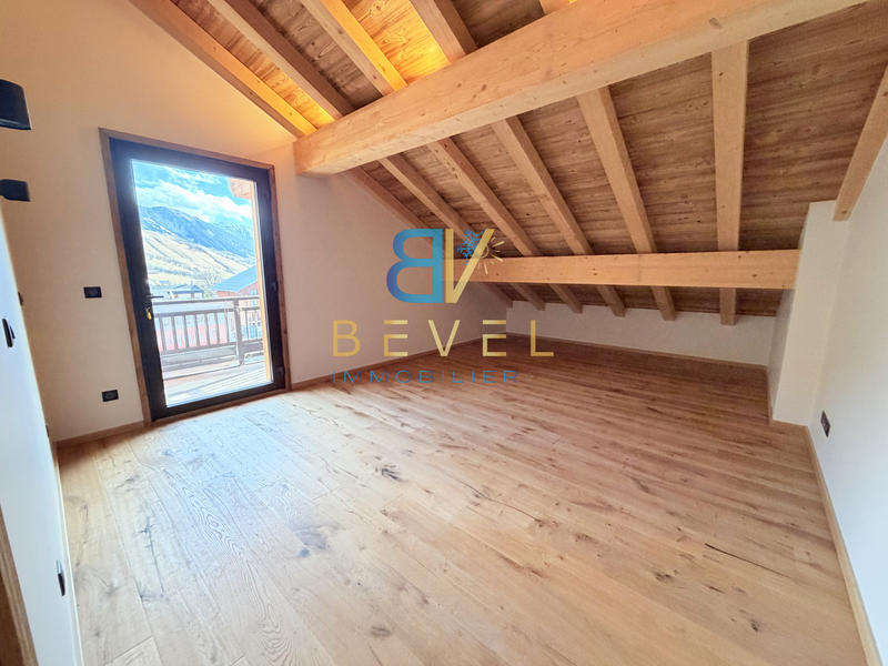 Duplex - 103 m² - 4 pièces