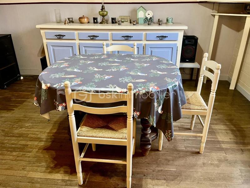 Maison de village - 130 m² - 6 pièces