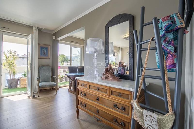 Appartement - 100 m² - 4 pièces