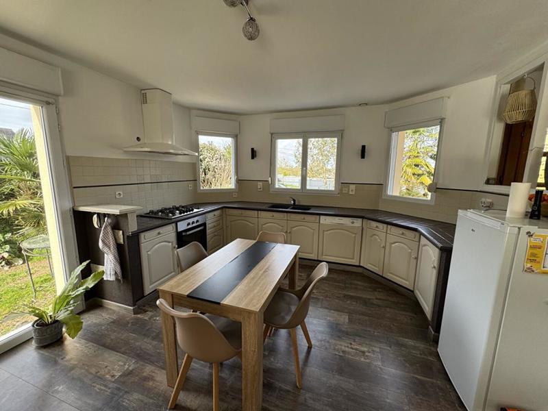 Maison - 122 m² - 7 pièces