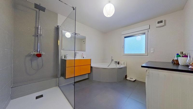 Maison - 189 m² - 7 pièces