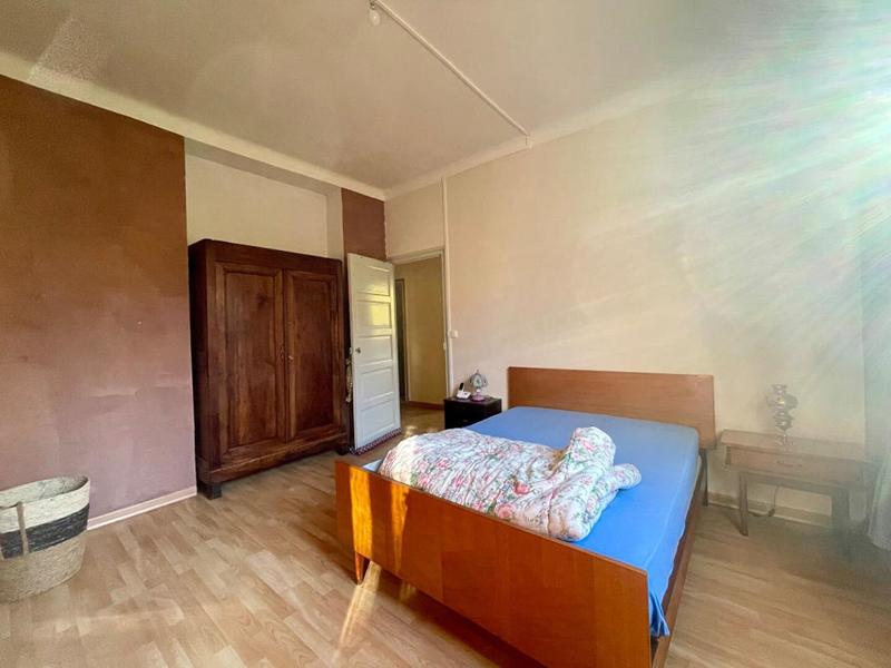 Maison - 198 m² - 7 pièces