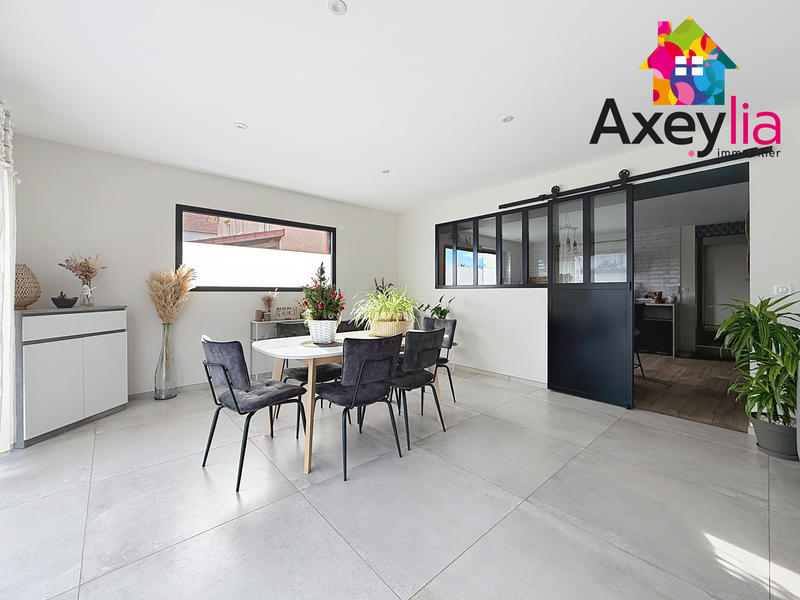 Maison - 155 m² - 6 pièces