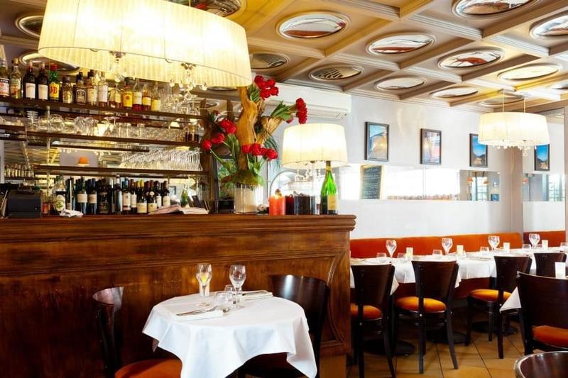 Fonds de commerce - Magasins - 57 m²