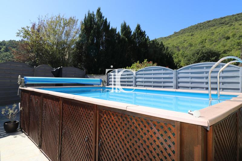 Maison - 103 m² - 4 pièces